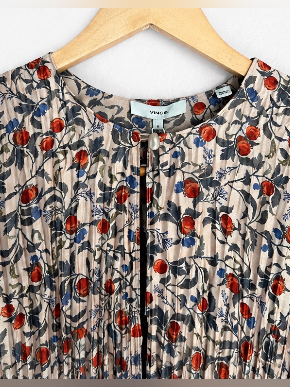 Vince - Pomegranate Pleated V-Neck Dress - Size S - Picture 5 of 6